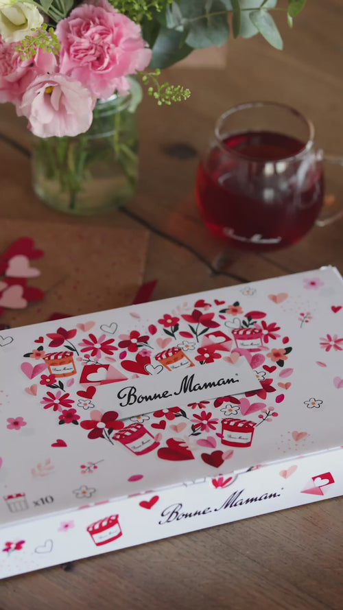 Vidéo de mise en situation de Coffret "un pot, beaucoup d'amour" et Tendres Cœurs au chocolat Bonne Maman - Bonne Maman - 3